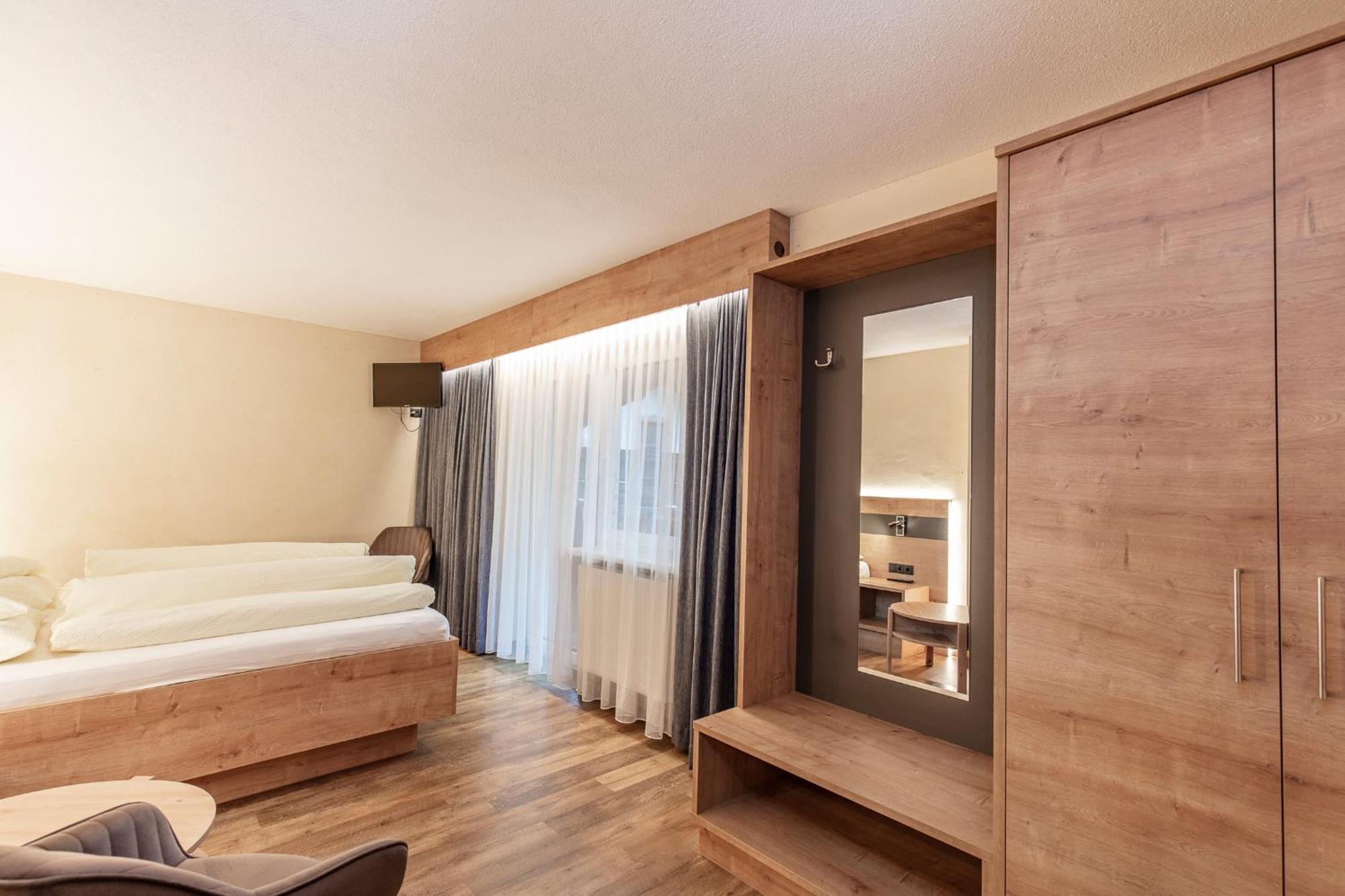 Haus Manfred Hotel Solden Ngoại thất bức ảnh